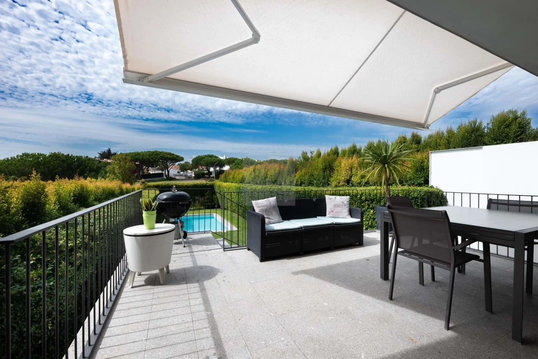 Moradia T6 para Venda em Alcabideche Foto 6