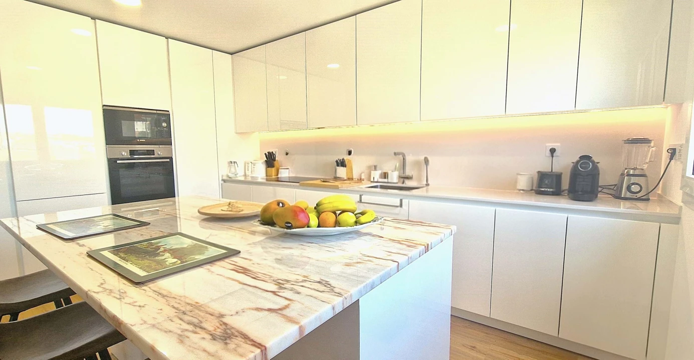 Apartamento T3 para Venda em Alcabideche Foto 1