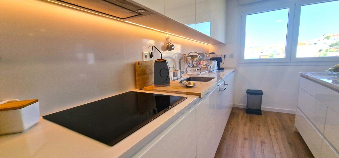 Apartamento T3 para Venda em Alcabideche Foto 3