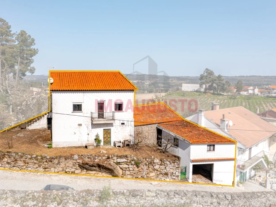 Moradia T2 para Venda em Alverca da Beira/Bouça Cova Foto 2