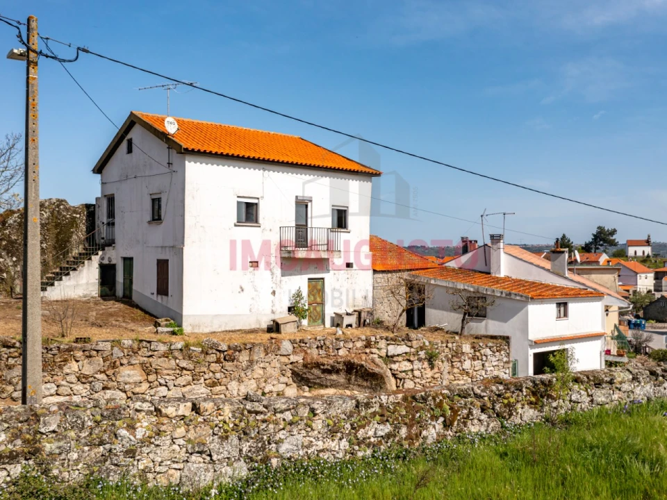 Moradia T2 para Venda em Alverca da Beira/Bouça Cova Foto 1