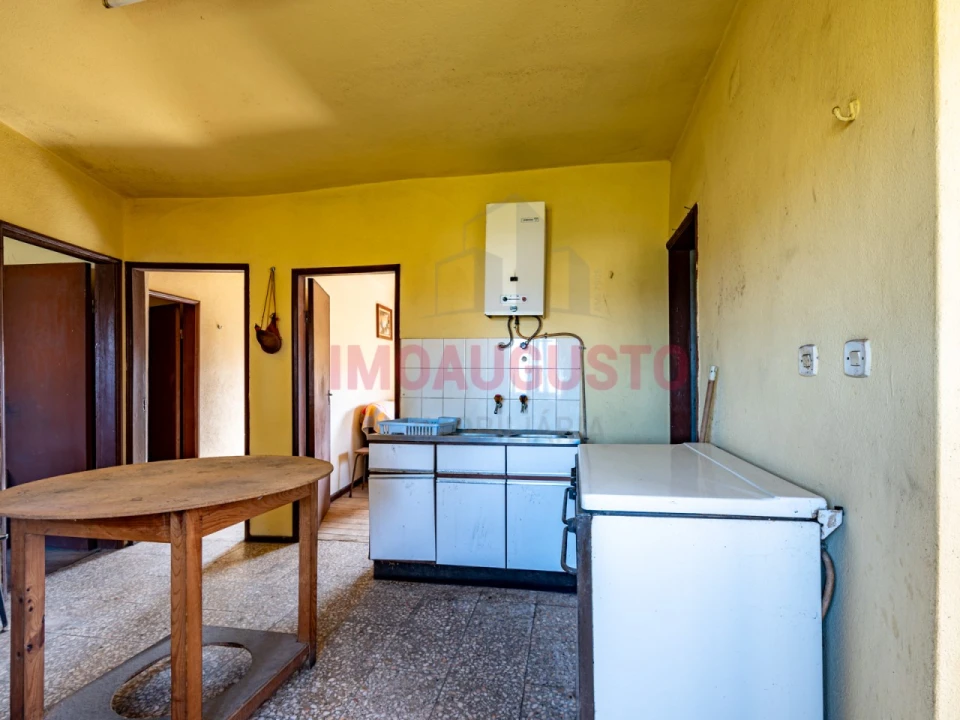 Moradia T2 para Venda em Alverca da Beira/Bouça Cova Foto 7