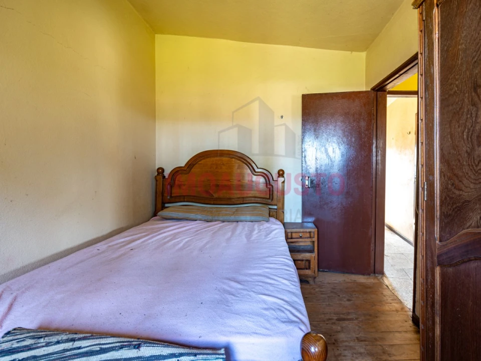 Moradia T2 para Venda em Alverca da Beira/Bouça Cova Foto 12