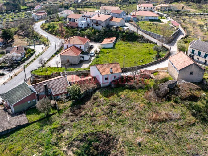 Moradia T2 para Venda em Alverca da Beira/Bouça Cova Foto 3