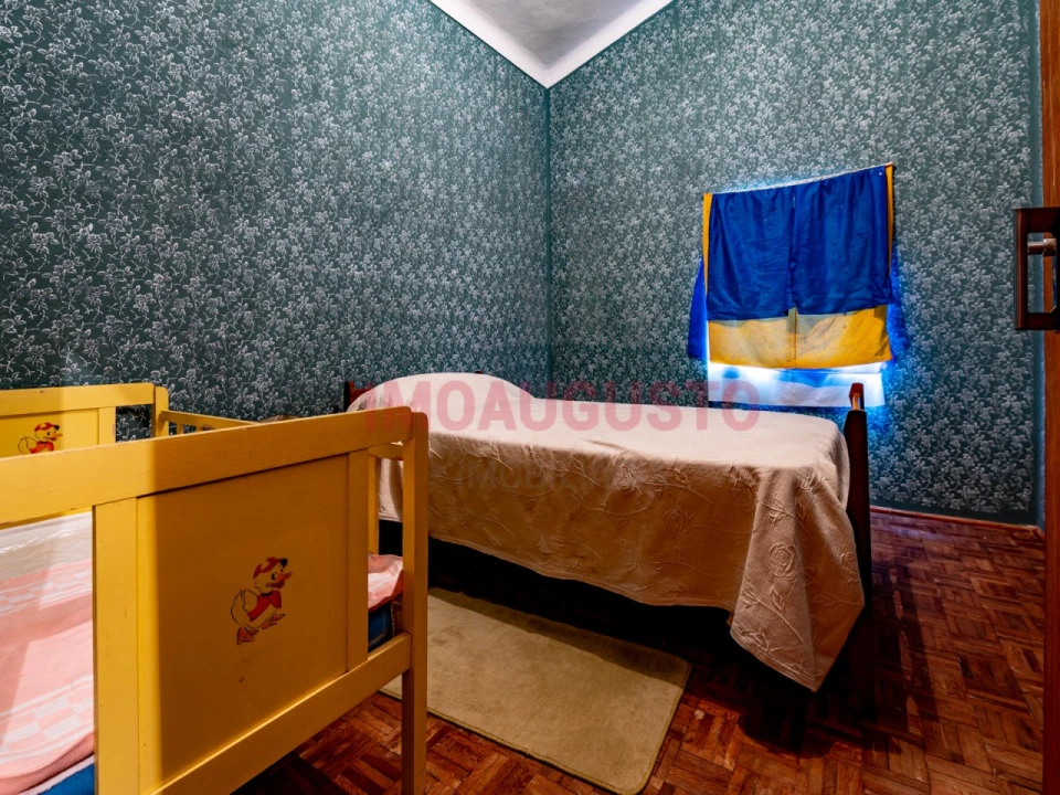 Moradia T5 para Venda em Vascoveiro Foto 13