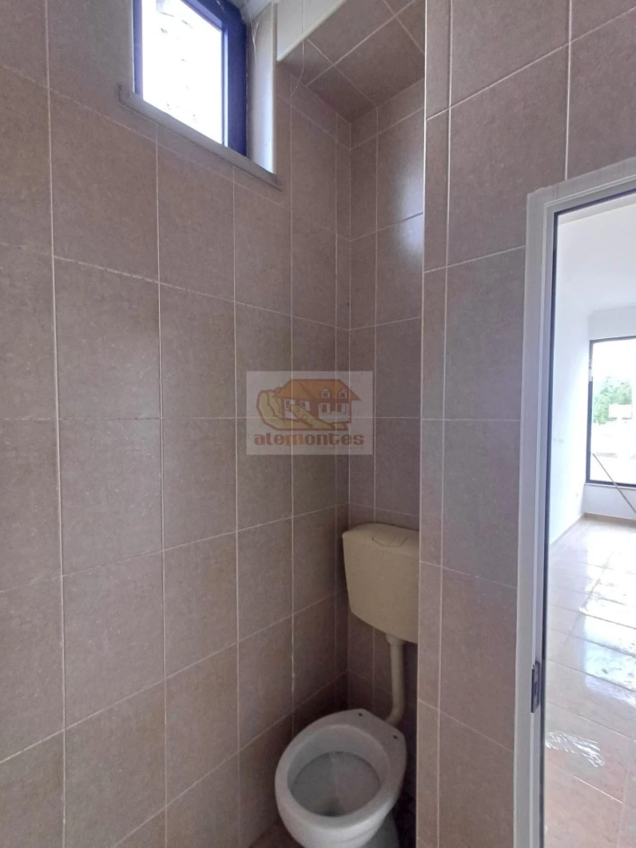 Loja para Arrendamento em Grândola e Santa Margarida da Serra Foto 6