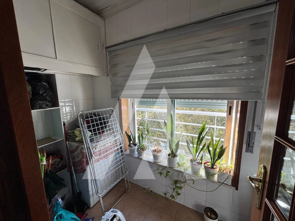 Apartamento T2 para Venda em Irivo Foto 5