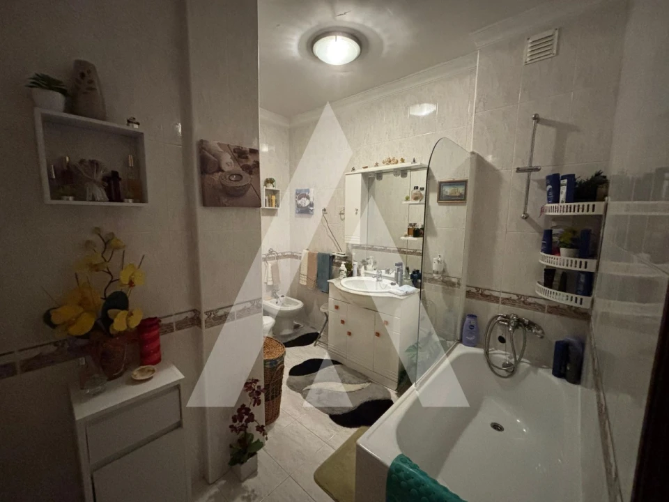 Apartamento T2 para Venda em Irivo Foto 13