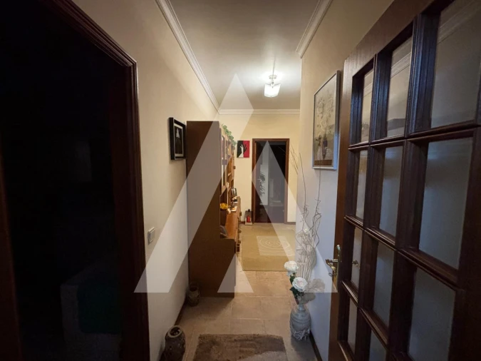 Apartamento T2 para Venda em Irivo Foto 8
