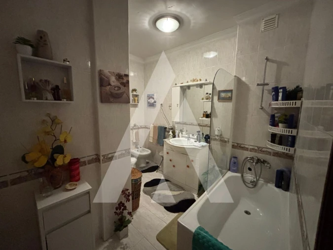 Apartamento T2 para Venda em Irivo Foto 13