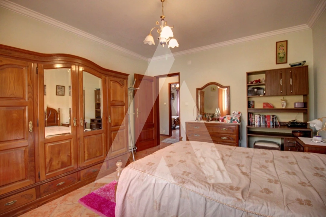 Moradia T4 para Venda em Avelãs de Cima Foto 16