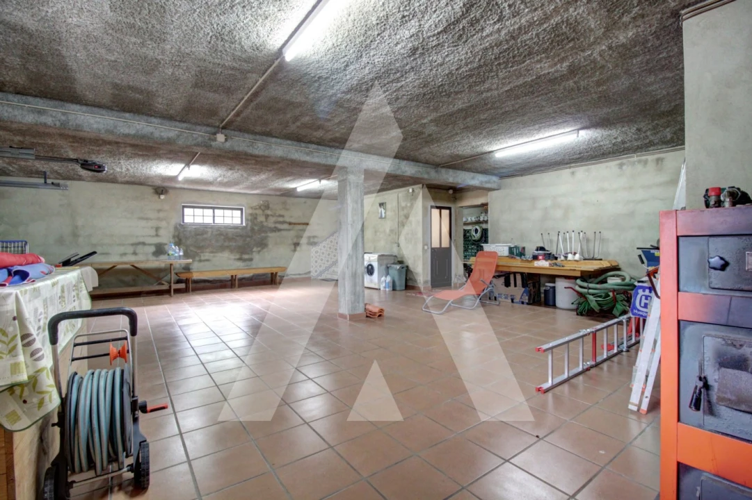 Moradia T4 para Venda em Avelãs de Cima Foto 28