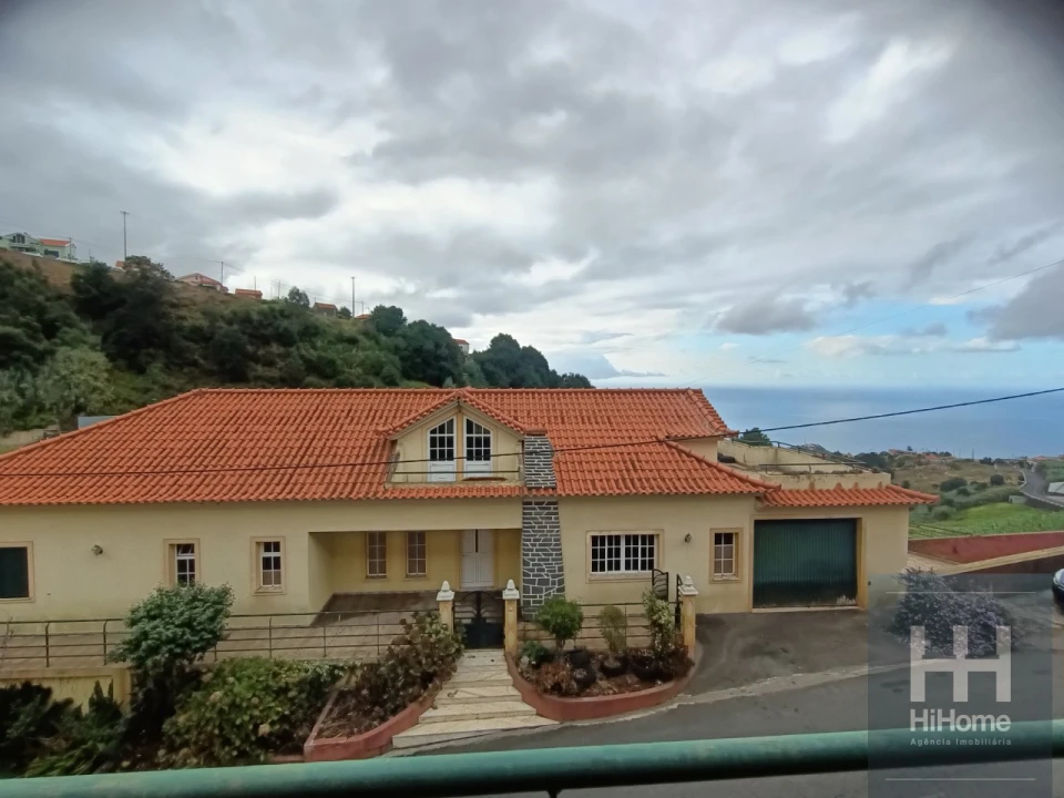 Moradia T3 para Venda em Ponta do Sol Foto 7