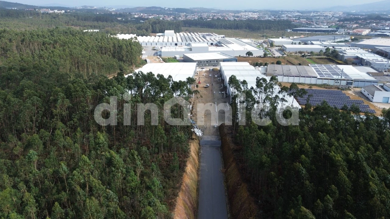 Armazém para Arrendamento em Ribeirão Foto 9