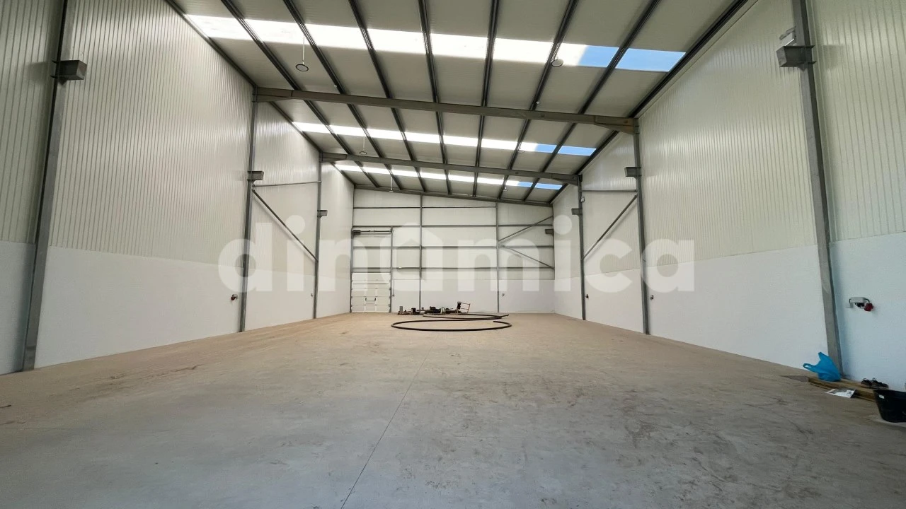 Armazém para Arrendamento em Ribeirão Foto 6