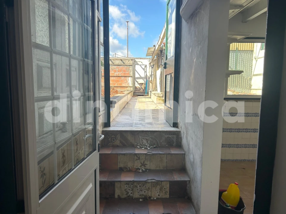 Moradia T3 para Venda em Vila Nova de Famalicão e Calendário Foto 3