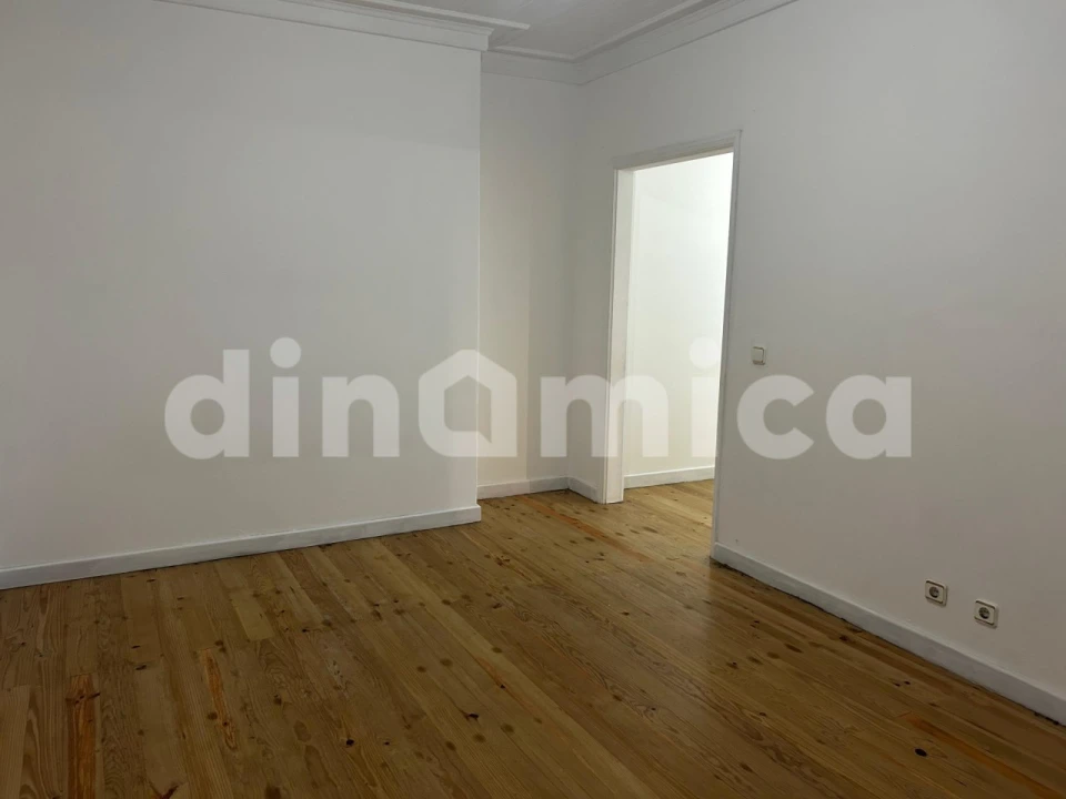 Moradia T3 para Venda em Vila Nova de Famalicão e Calendário Foto 9