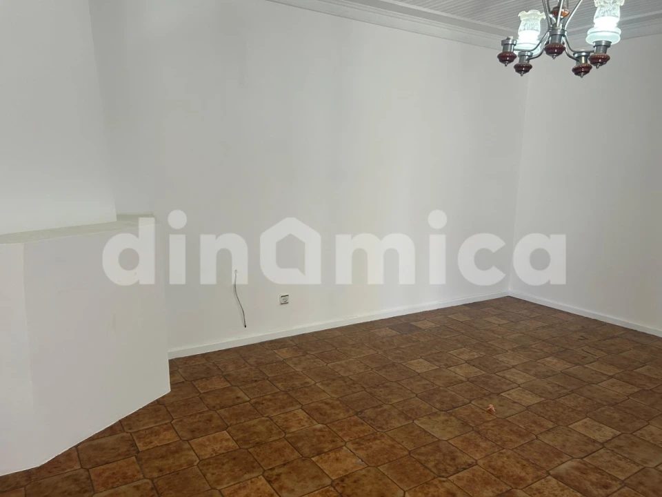 Moradia T3 para Venda em Vila Nova de Famalicão e Calendário Foto 10