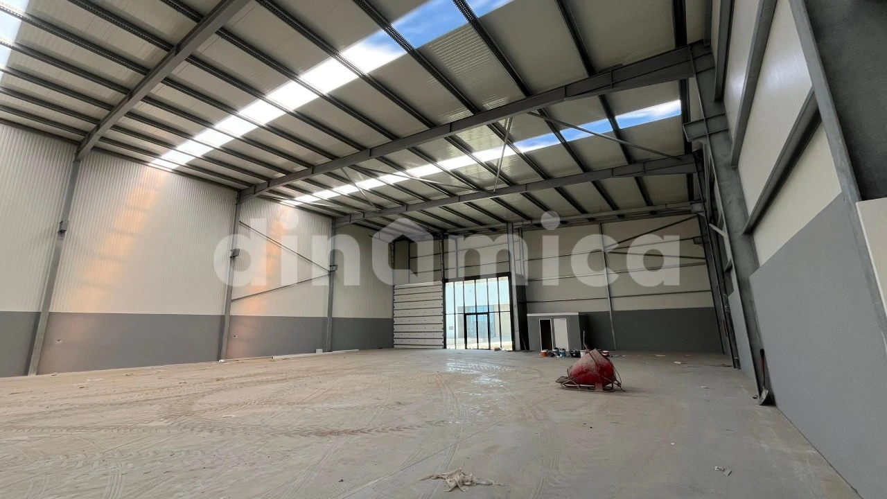 Armazém para Arrendamento em Ribeirão Foto 9