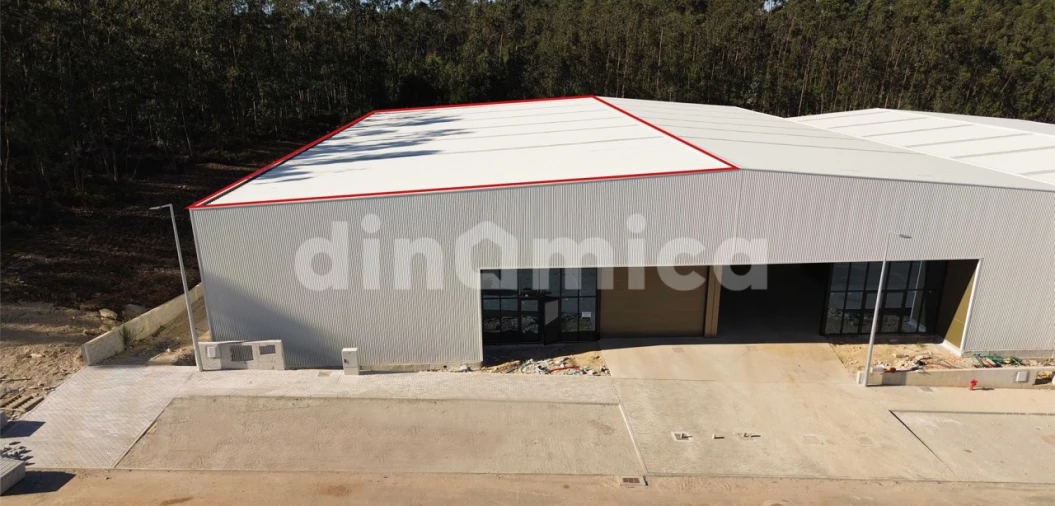 Armazém para Arrendamento em Ribeirão