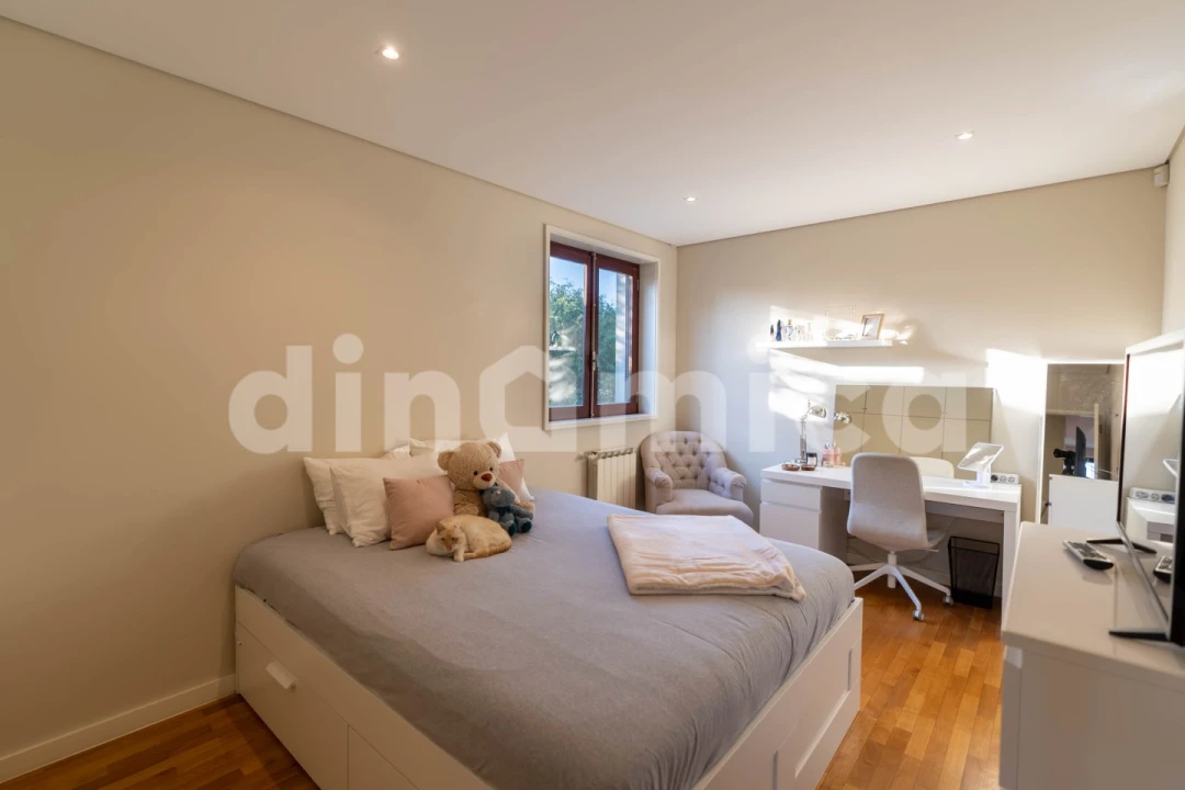 Moradia T4 para Venda em Matosinhos e Leça da Palmeira Foto 23