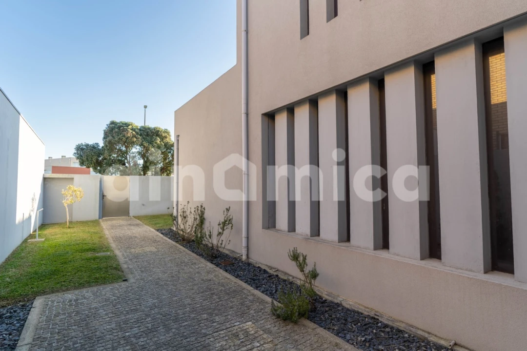 Moradia T4 para Venda em Matosinhos e Leça da Palmeira Foto 6