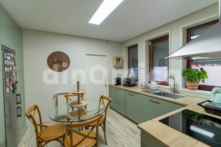 Moradia T4 para Venda em Matosinhos e Leça da Palmeira Foto 12