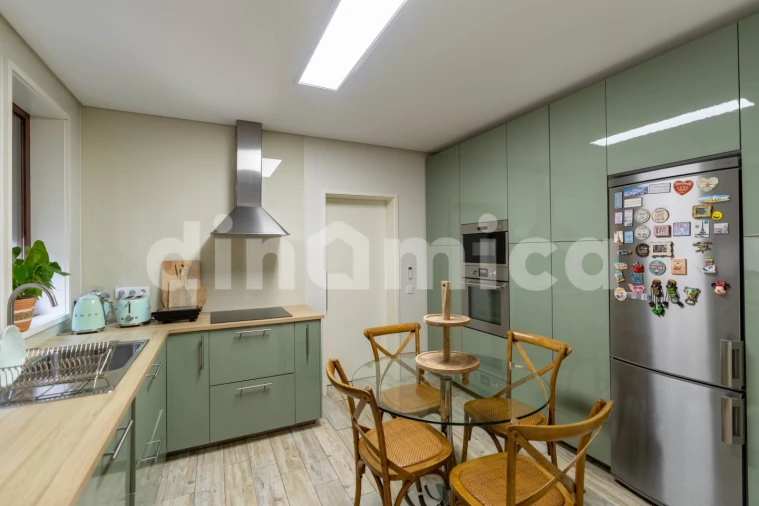 Moradia T4 para Venda em Matosinhos e Leça da Palmeira Foto 11