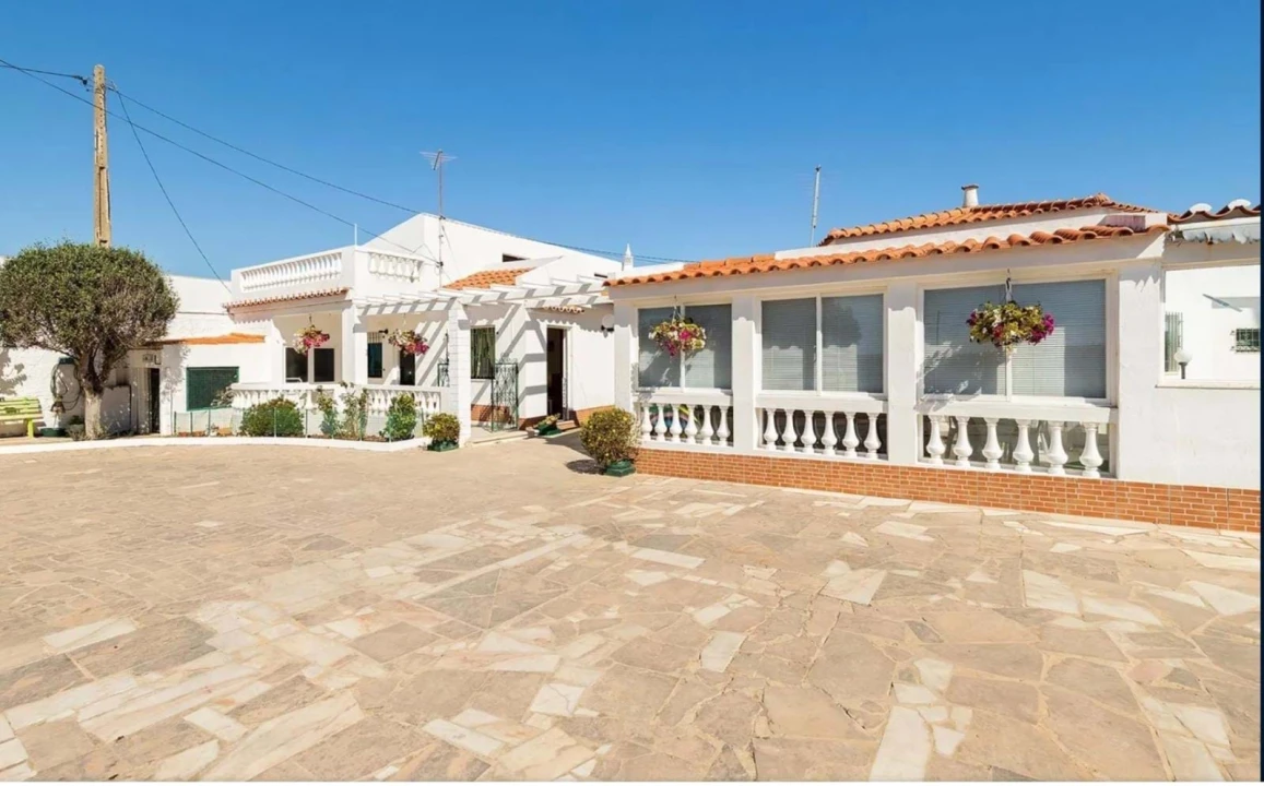 Moradia T9 para Venda em Vila de Sagres Foto 2