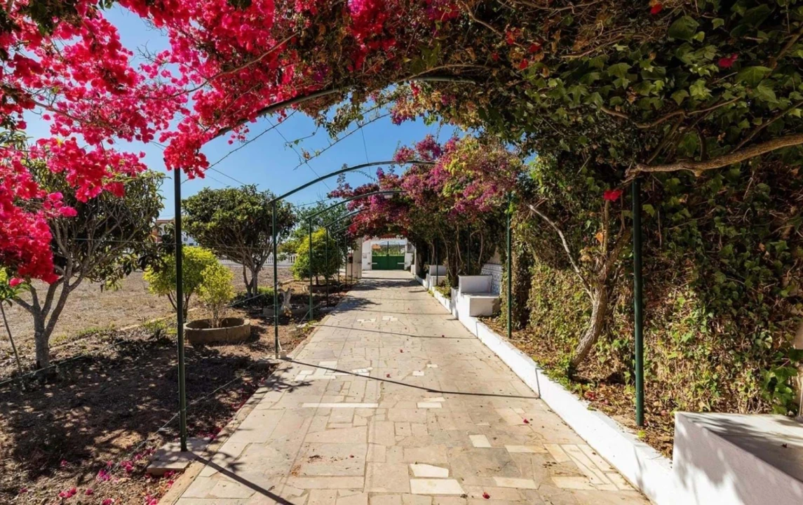 Moradia T9 para Venda em Vila de Sagres Foto 6