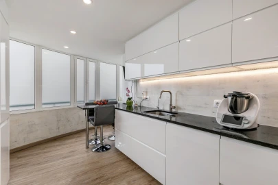 Apartamento T3 para Venda em Lagos (São Sebastião e Santa Maria)
