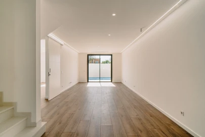 Moradia T3 para Venda em Olhão