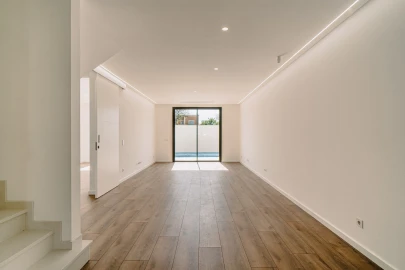 Moradia T3 para Venda em Olhão