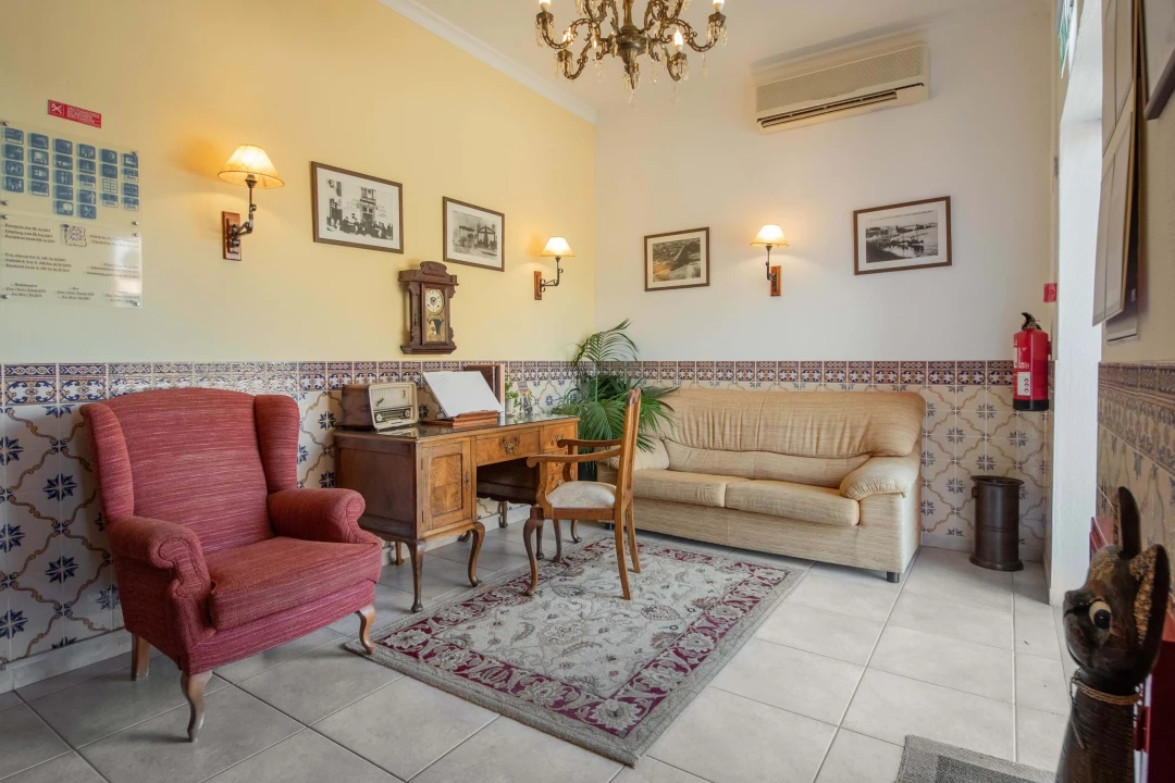 Negócio para Venda em Lagos (São Sebastião e Santa Maria) Foto 3