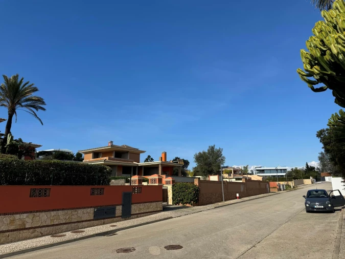 Moradia T4 para Venda em Lagos (São Sebastião e Santa Maria) Foto 57