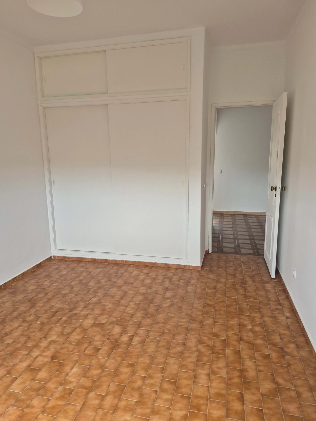 Apartamento T2 para Venda em Alvor Foto 6