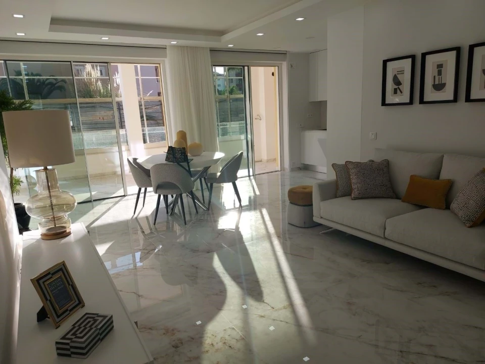Apartamento T3 para Venda em Lagos (São Sebastião e Santa Maria) Foto 2