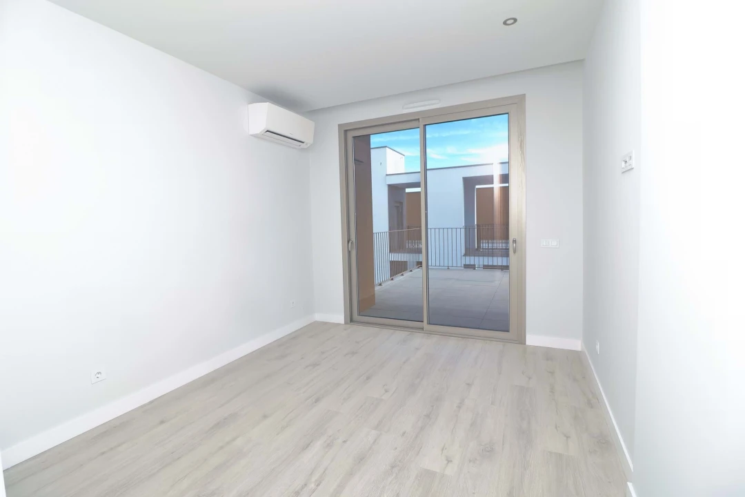 Apartamento T2 para Venda em Conceição e Cabanas de Tavira Foto 11