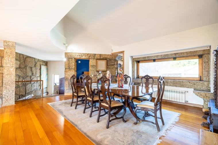 Moradia T5 para Arrendamento em Vale (São Cosme), Telhado e Portela Foto 20