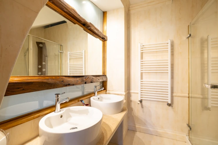 Moradia T5 para Arrendamento em Vale (São Cosme), Telhado e Portela Foto 28