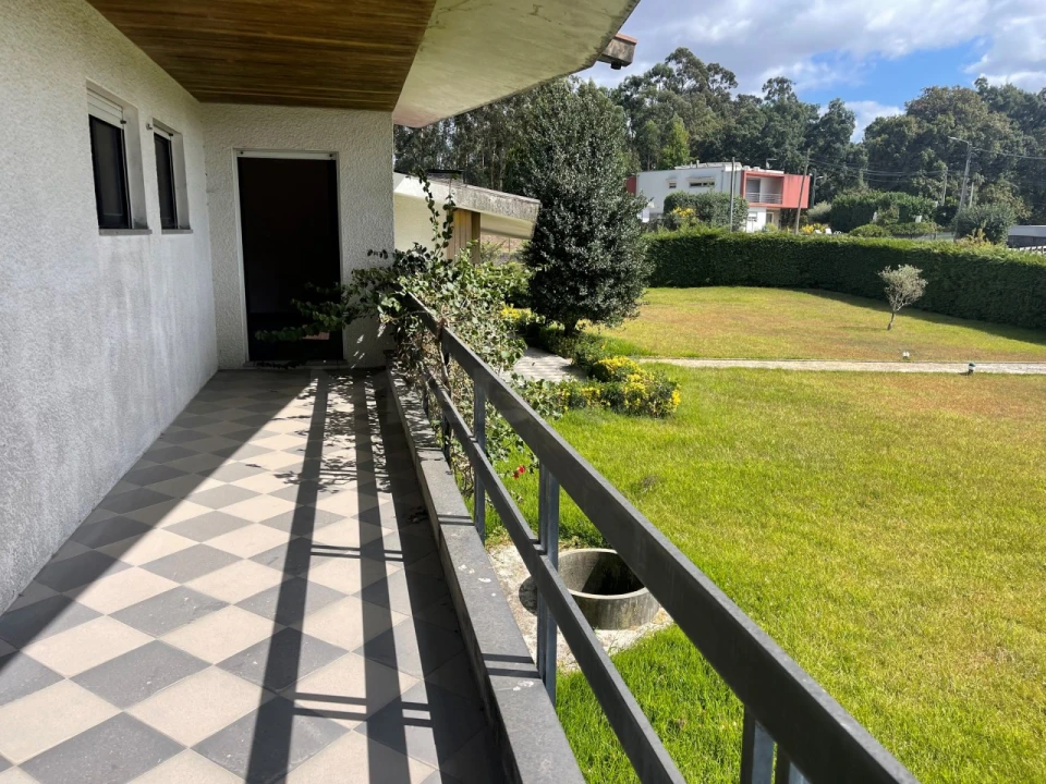 Moradia T5 para Venda em Ruivães e Novais Foto 21