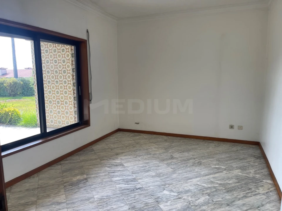 Moradia T5 para Venda em Ruivães e Novais Foto 15