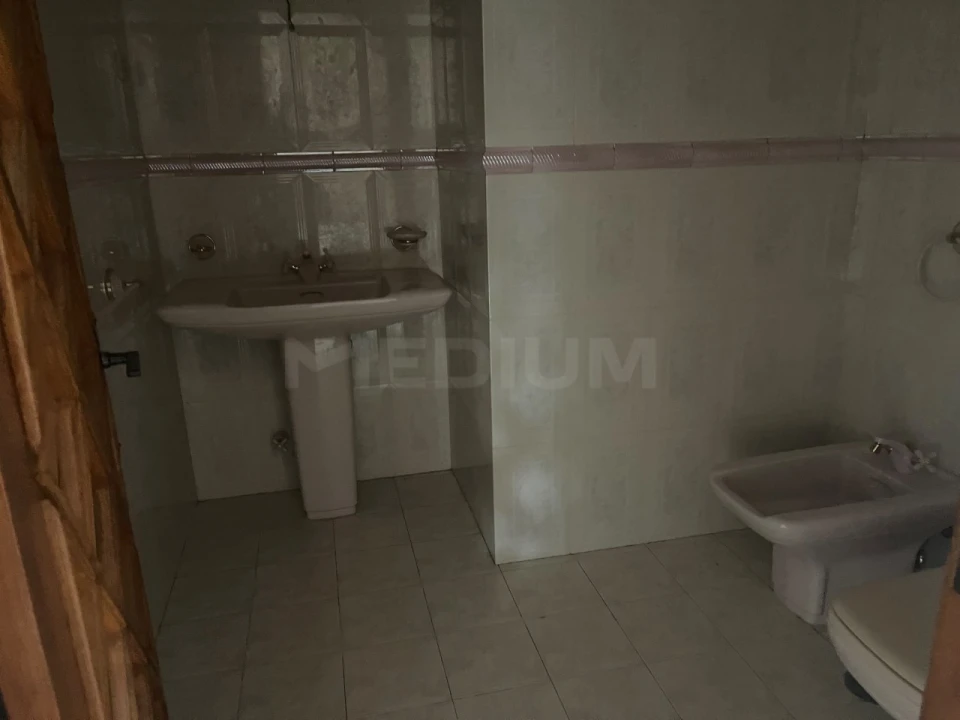 Moradia T5 para Venda em Ruivães e Novais Foto 27