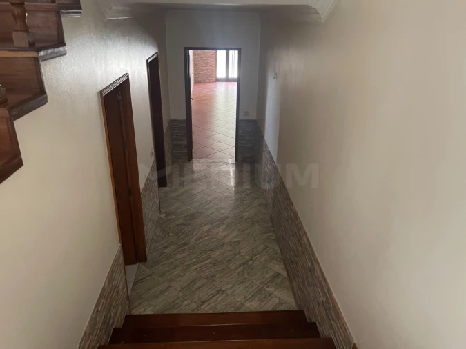 Moradia T5 para Venda em Ruivães e Novais Foto 30