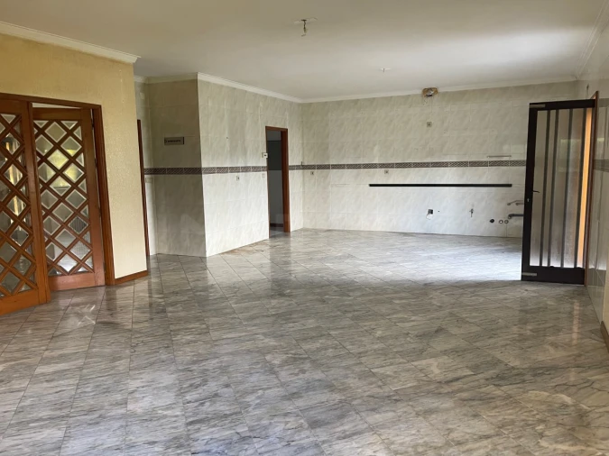 Moradia T5 para Venda em Ruivães e Novais Foto 11