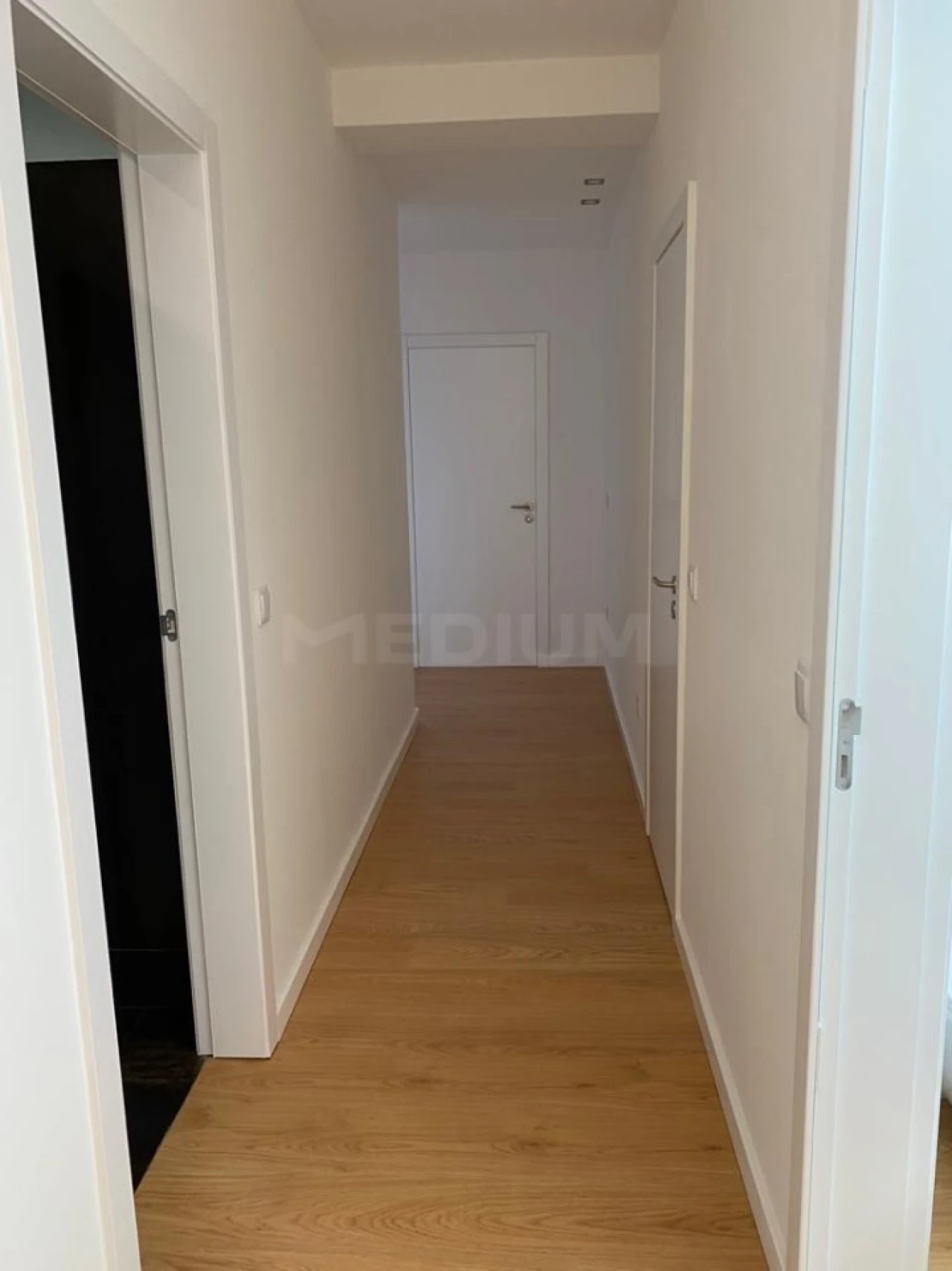 Apartamento T5 para Venda em Antas e Abade de Vermoim Foto 5