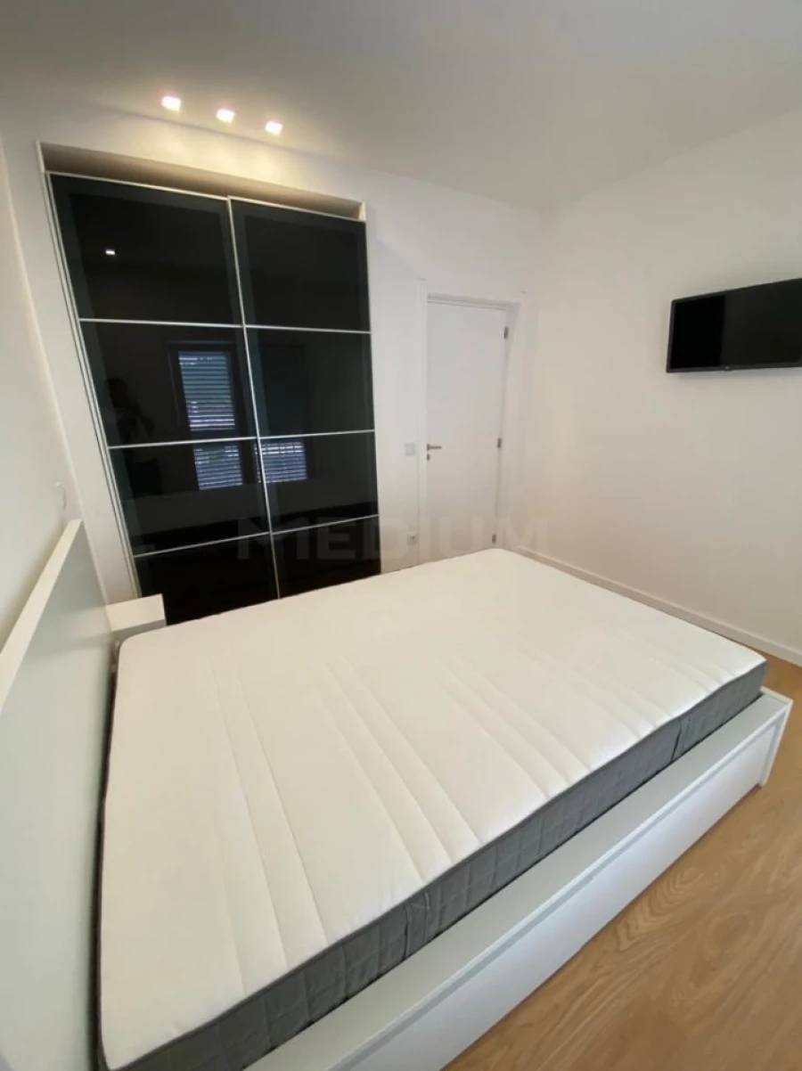 Apartamento T5 para Venda em Antas e Abade de Vermoim Foto 11