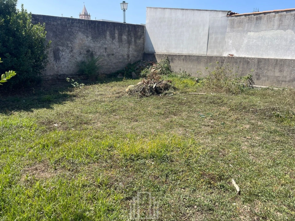 Moradia T2 para Venda em Paços de Brandão Foto 2