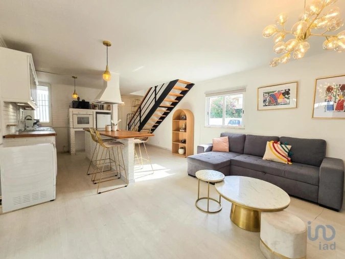 Moradia T3 para Arrendamento em Quarteira Foto 3