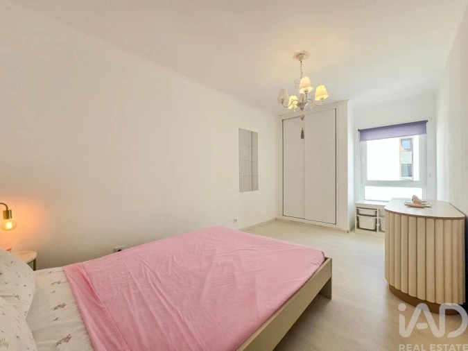 Moradia T3 para Arrendamento em Quarteira Foto 17